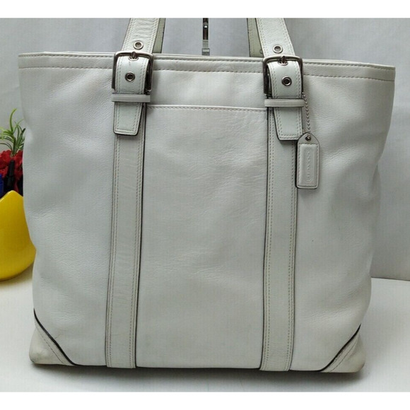 Coach Legacy White Leather Double Handle Zipper Closure Tote Bag - Picture 7 of 13